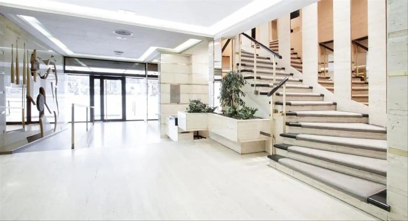 Oficina de alquiler en N/A, Sants