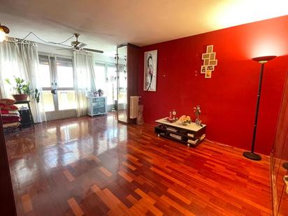 Living room of Flat for sale in  Zaragoza Capital