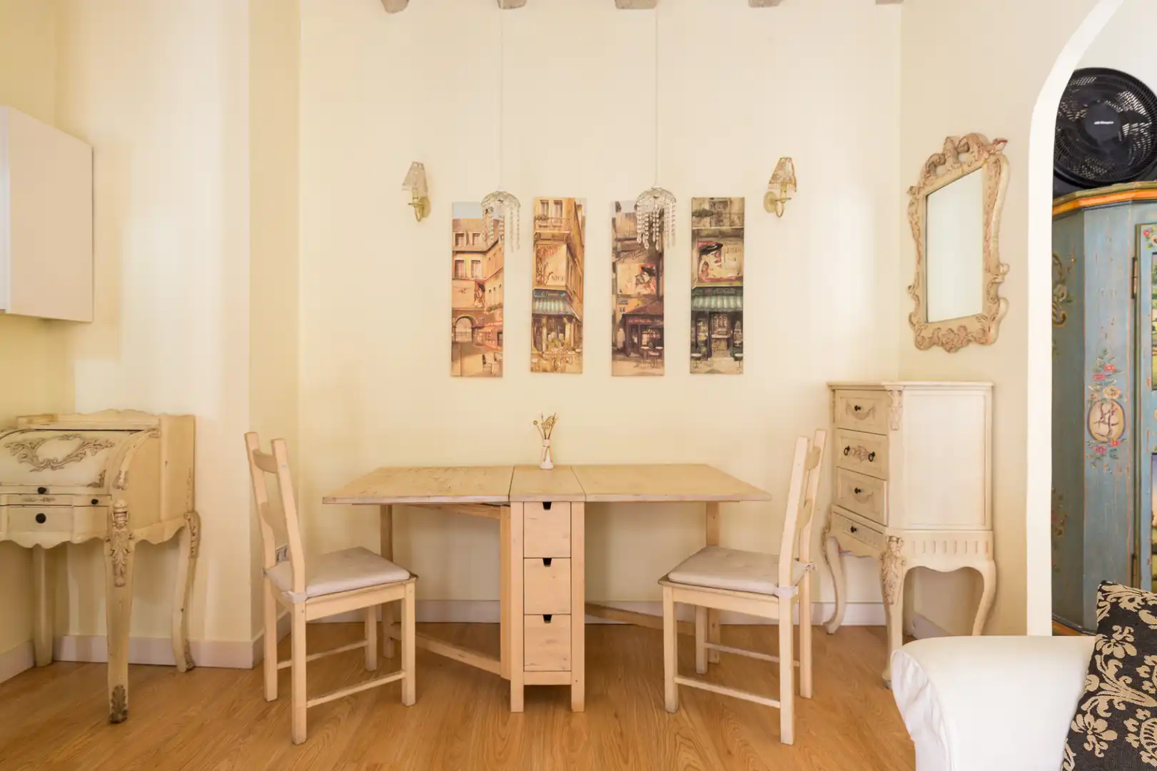 Dining room of Apartments for sale in Barcelona