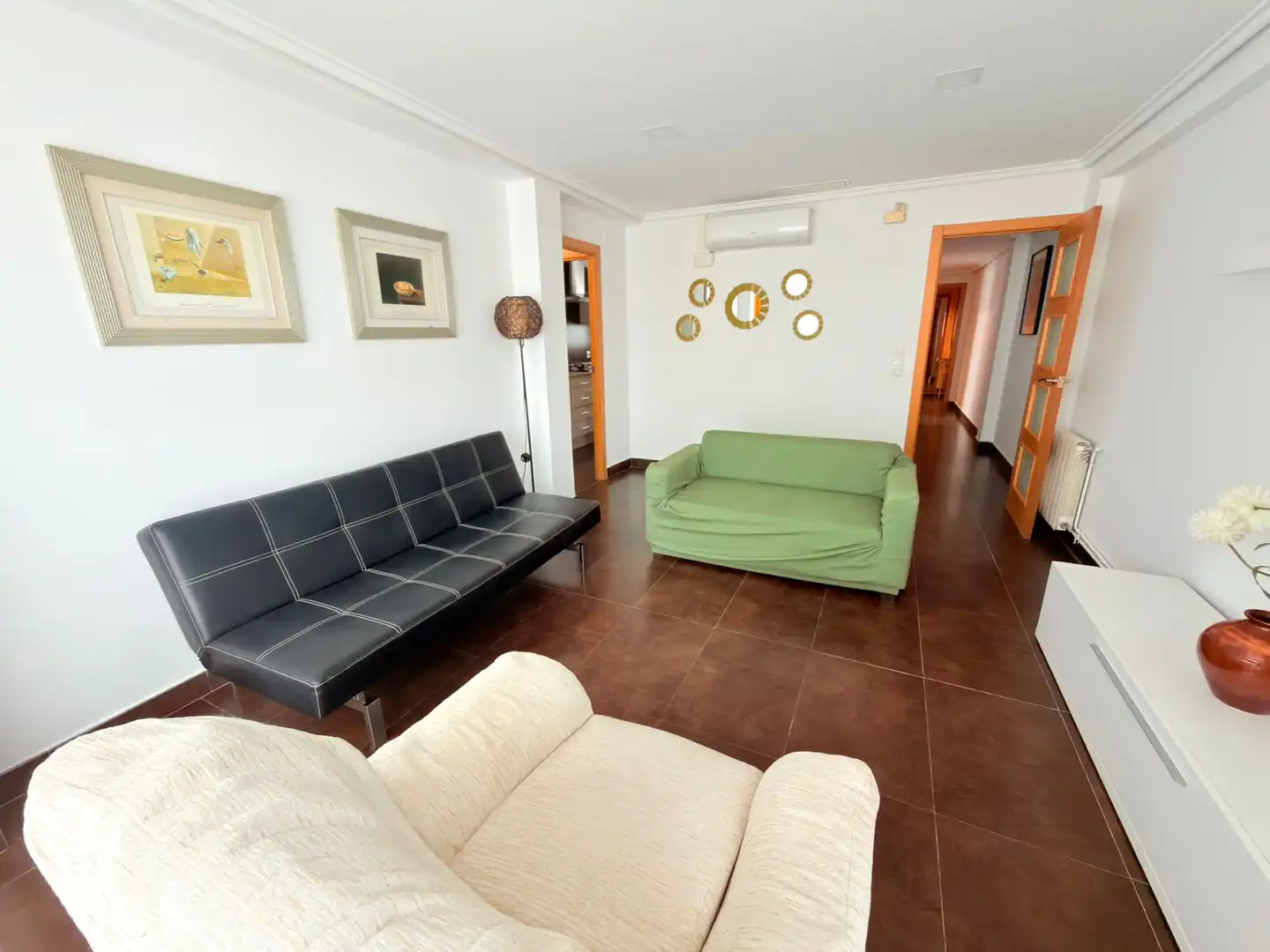 Living room of Flat for rent in Valencia  with Air Conditioner, Heating and Furnished