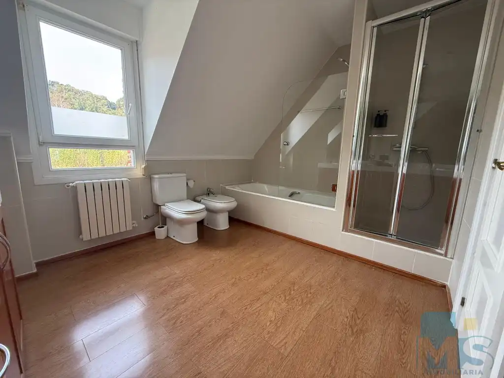 Bany de Casa o xalet en venda en Hondarribia