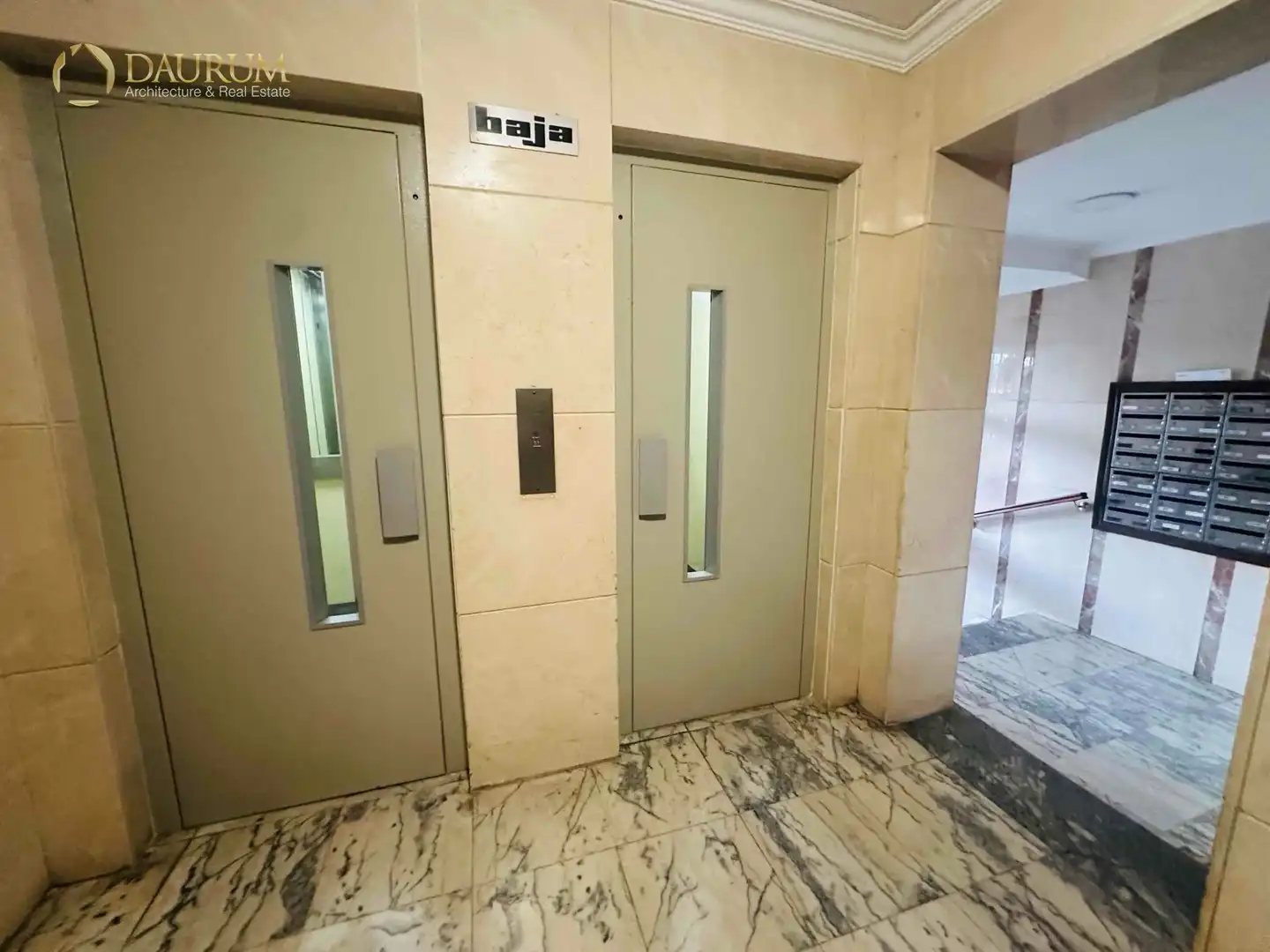 Piso en venta en Sevilla con Aire acondicionado y Terraza
