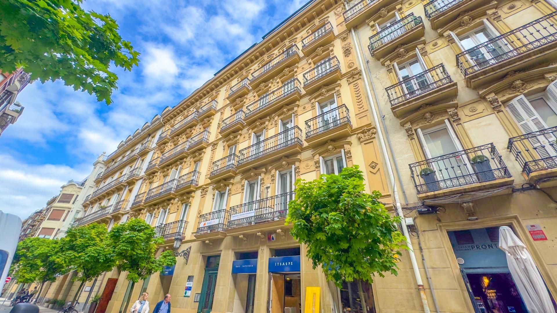 Exterior view of Apartment for sale in Donostia - San Sebastián   with Heating