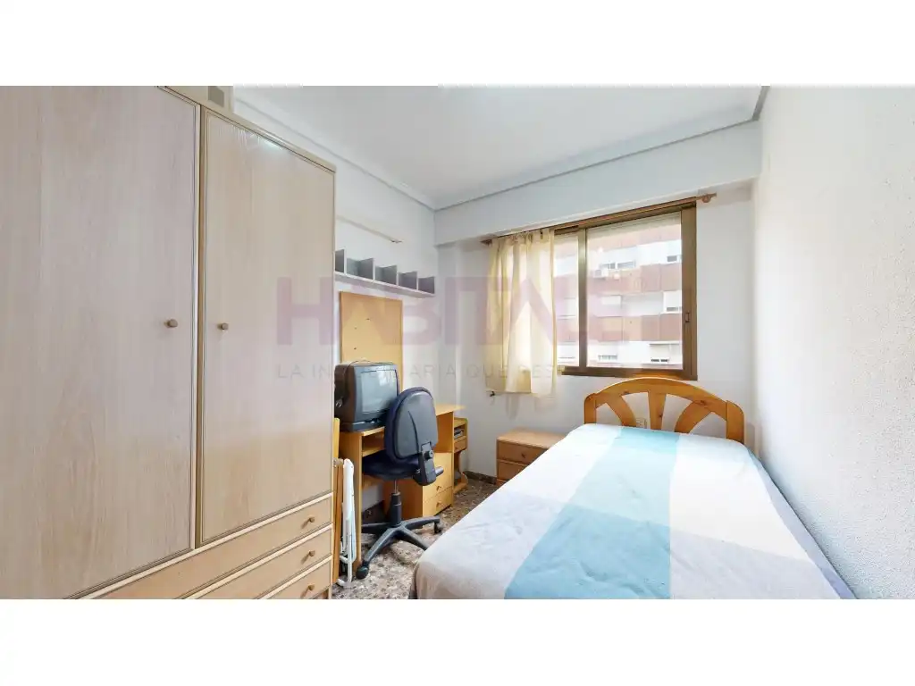Habitación de Piso en venta en Quatre Carreres