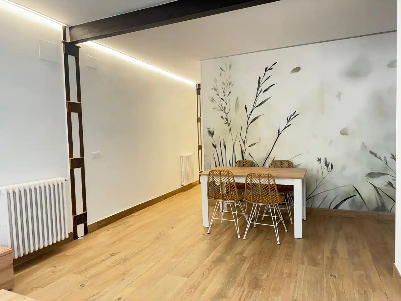 Comedor de Piso para compartir en Segovia con Calefacción, Terraza y Amueblado
