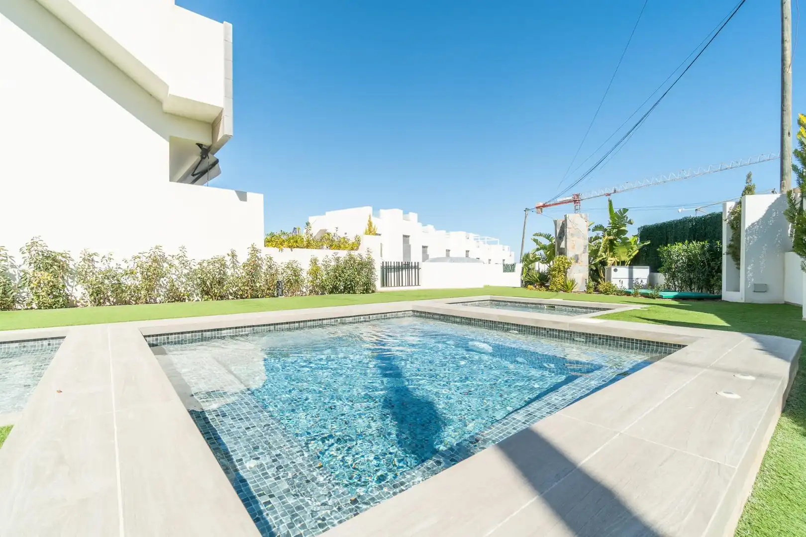 Bajo con piscina en venta en Calle Pego, imagen 3