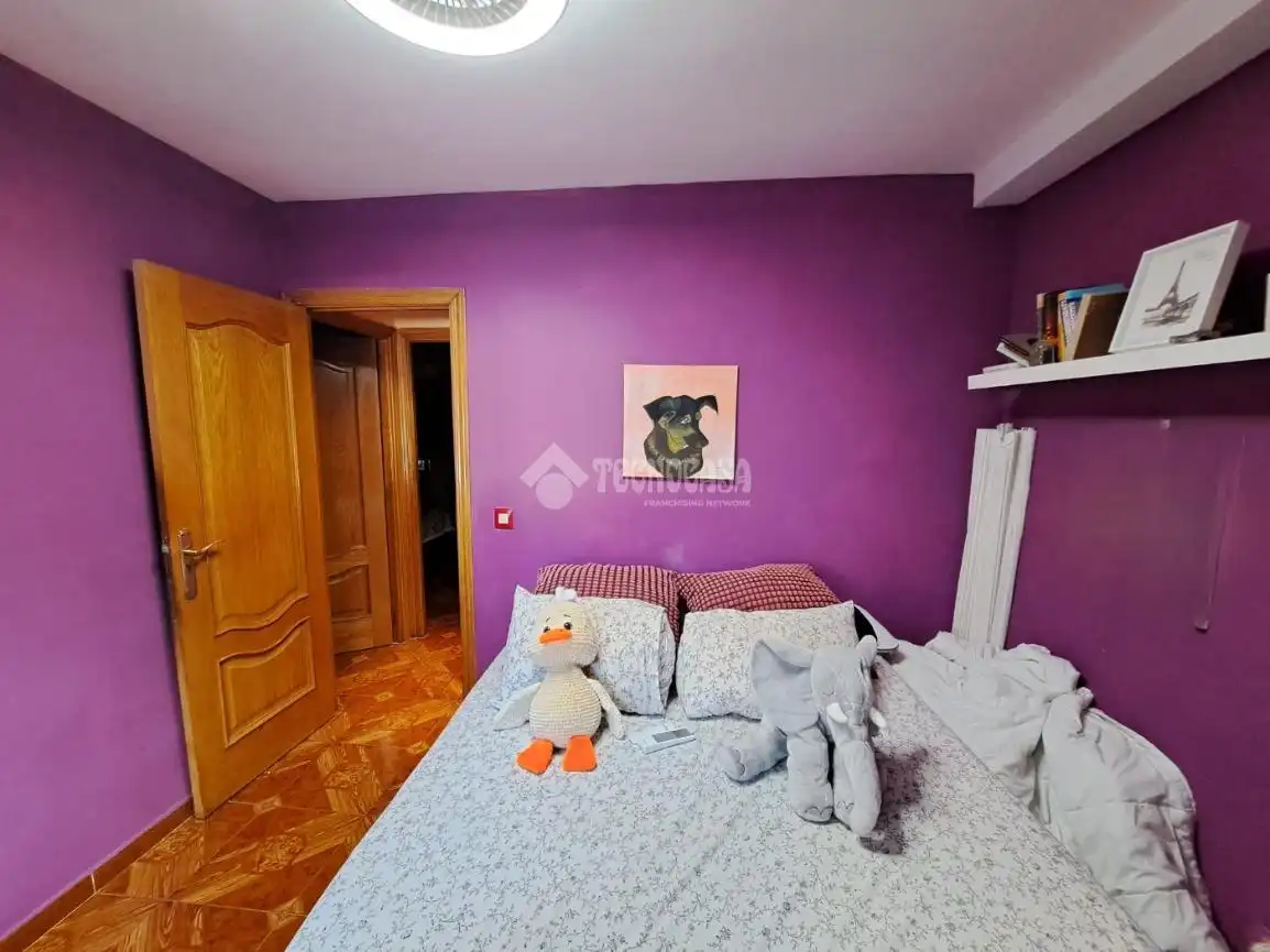 Habitación de Piso en venta en Parla con Aire acondicionado