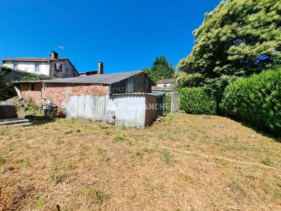 Casa o chalet en venta en Boiro con Jardín privado