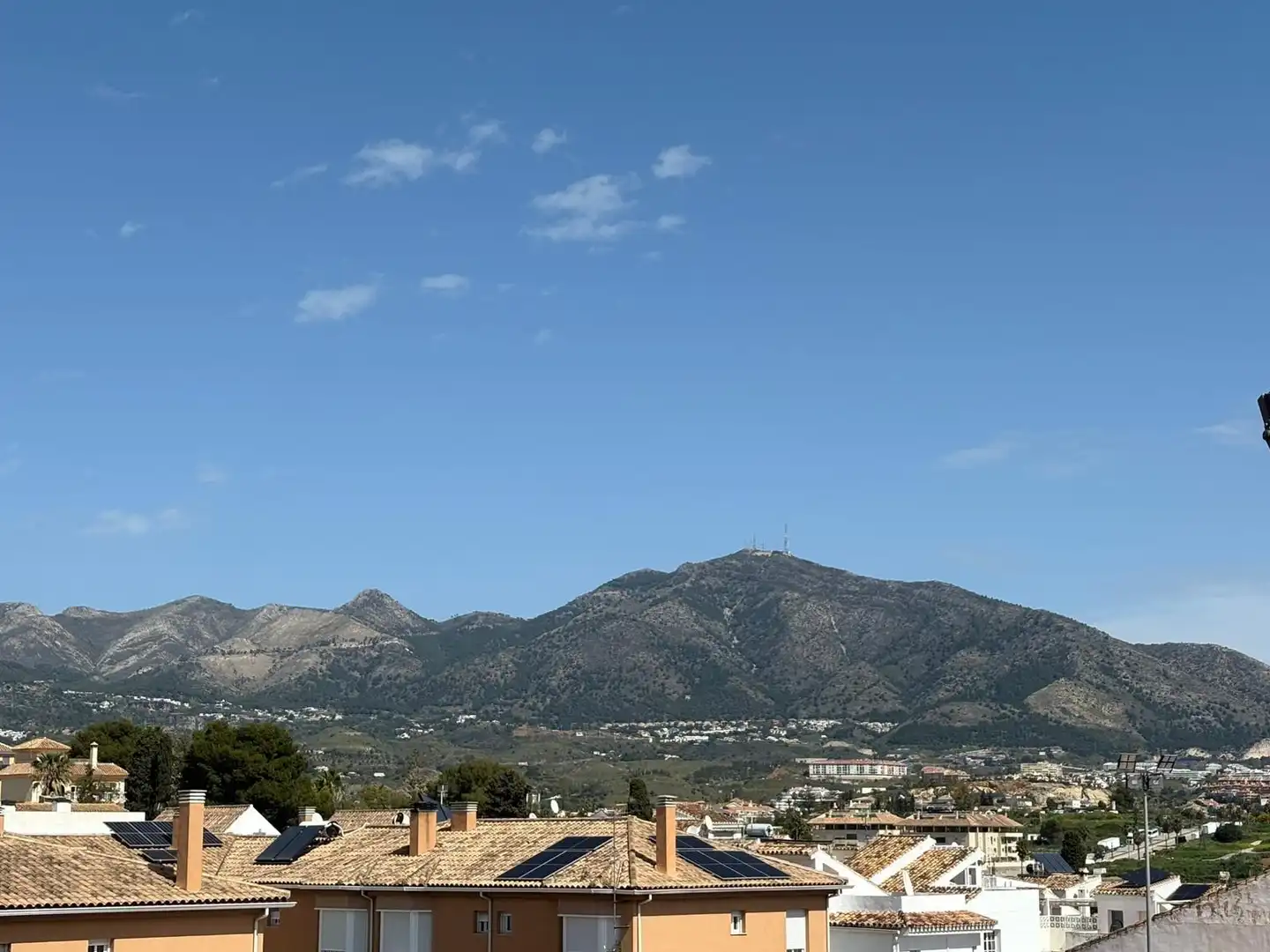 Exterior view of Apartments for sale in Mijas  with Air Conditioner and Balcony
