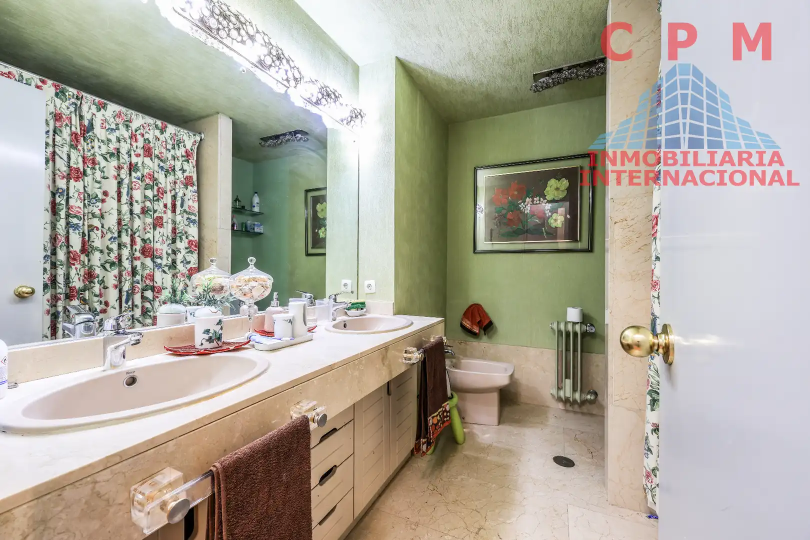 Badezimmer von Wohnung zur Miete in Madrid mit Klimaanlage, Heizung und Parkett