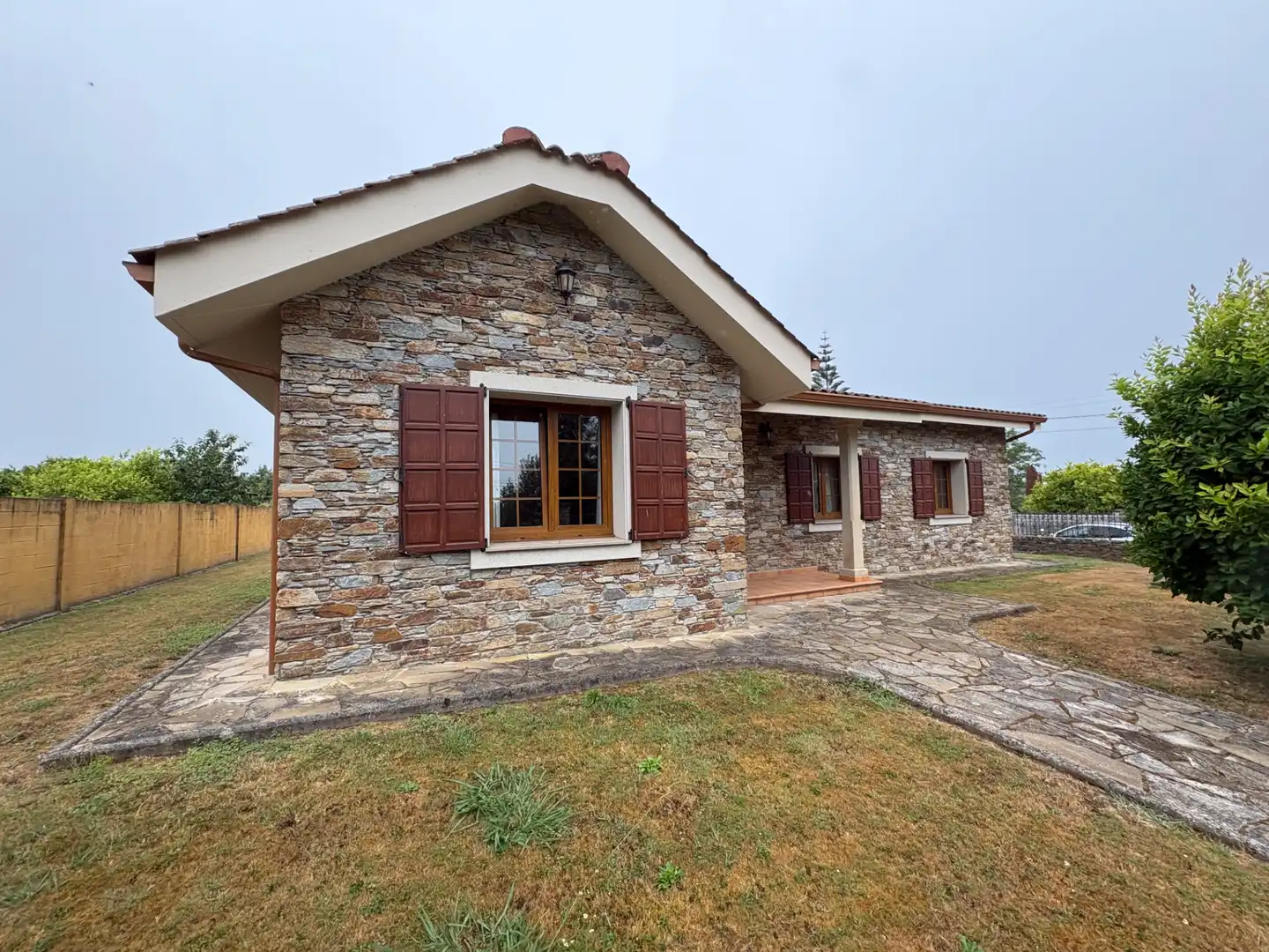 Chalet con jardín en venta en Monetes