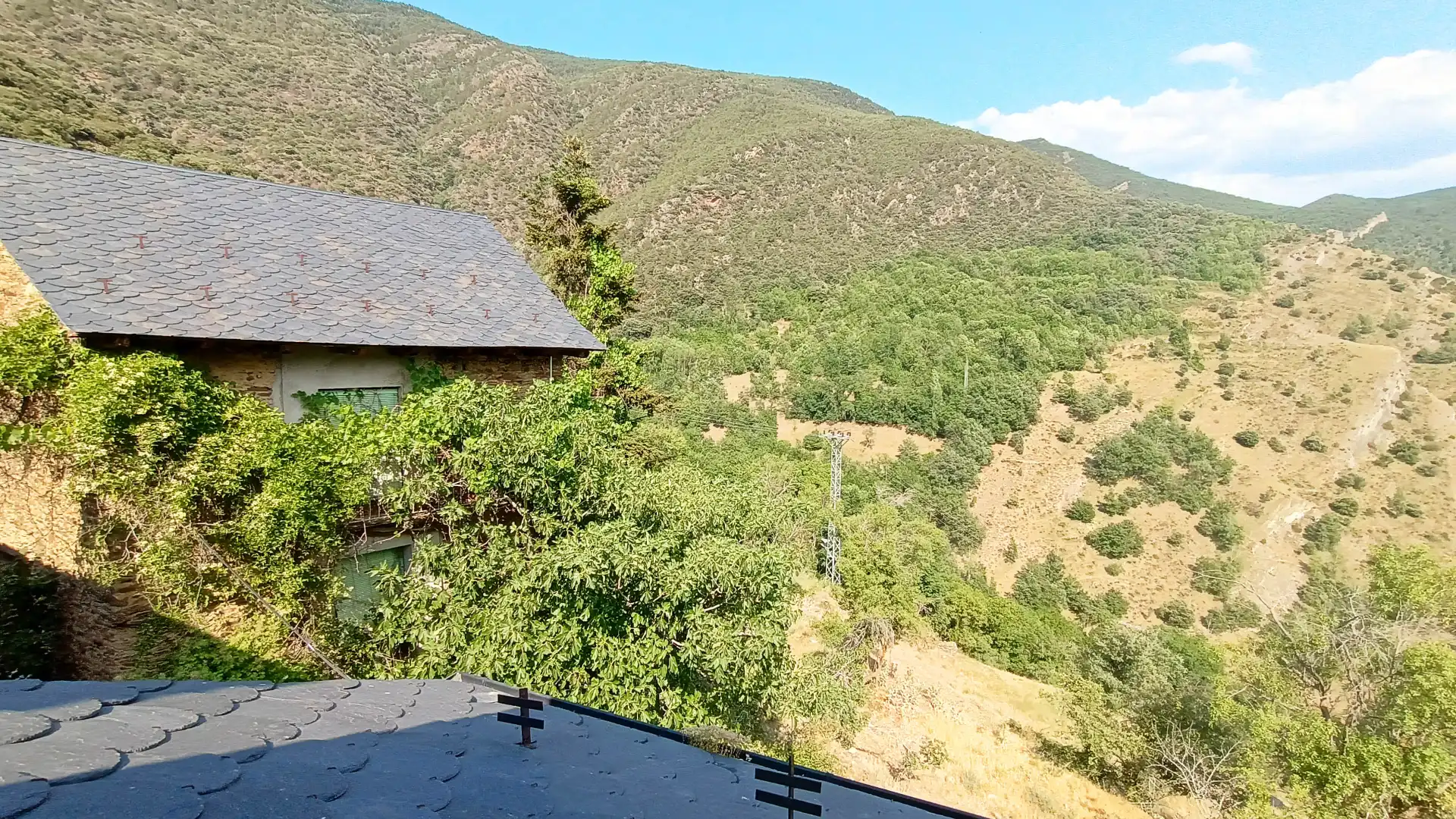 Terrassa de Casa o xalet en venda en La Guingueta d'Àneu amb Balcó
