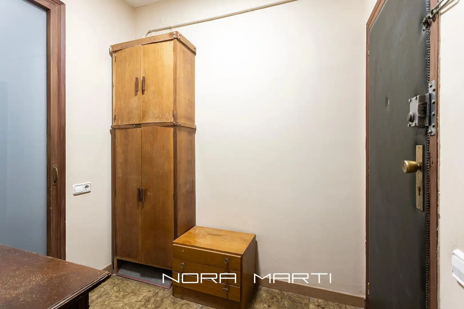 Schlafzimmer von Wohnung zum Verkauf in Barcelona mit Heizung und Balkon