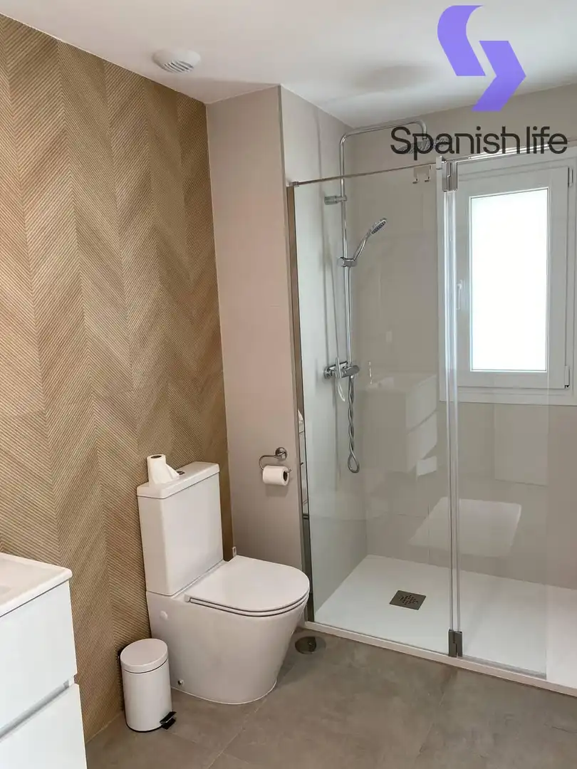 Badezimmer von Haus oder Chalet zum Verkauf in Finestrat mit Heizung, Terrasse und Schwimmbad