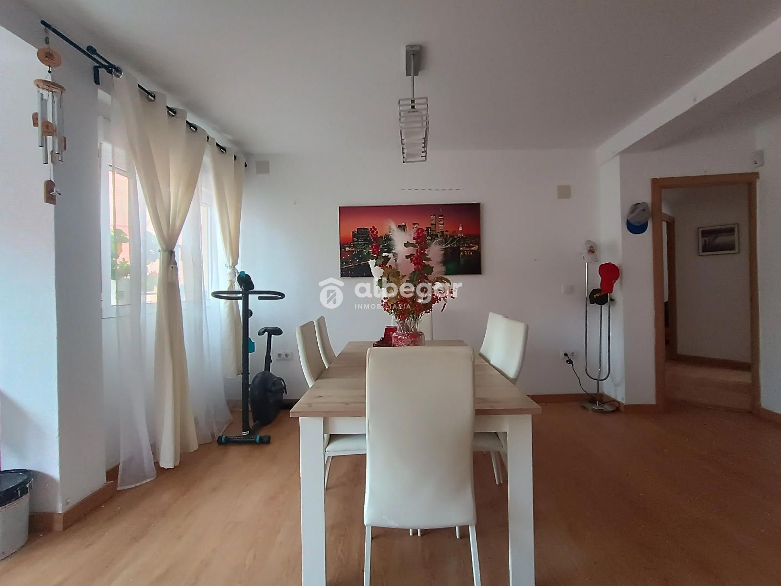 Dining room of Flat for sale in  Valencia Capital  with Air Conditioner, Parquet flooring and Terrace
