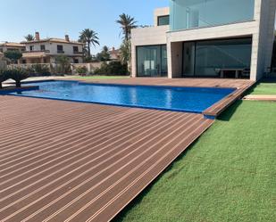 Piscina de Casa o xalet en venda en Orihuela amb Aire condicionat, Terrassa i Piscina