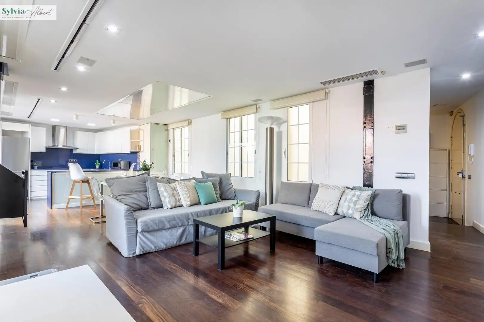 Sala de estar de Ático de alquiler en Valencia con Aire acondicionado, Parquet y Terraza