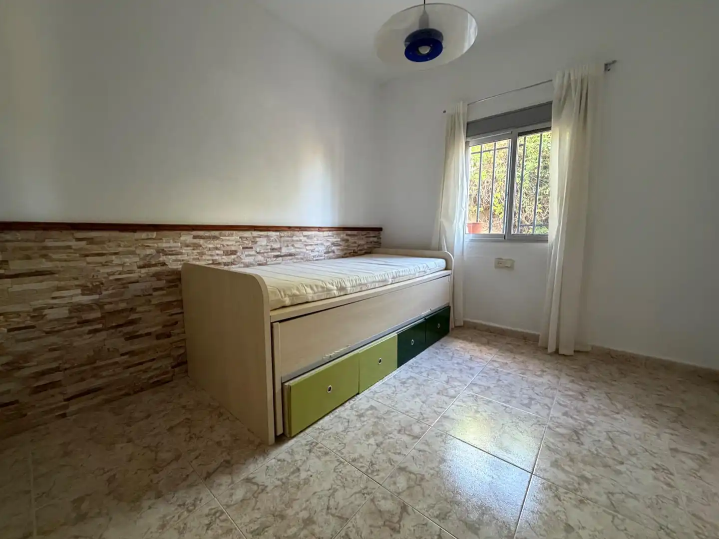Habitación de Casa o chalet en venta en Vilamarxant con Jardín privado, Terraza y Trastero