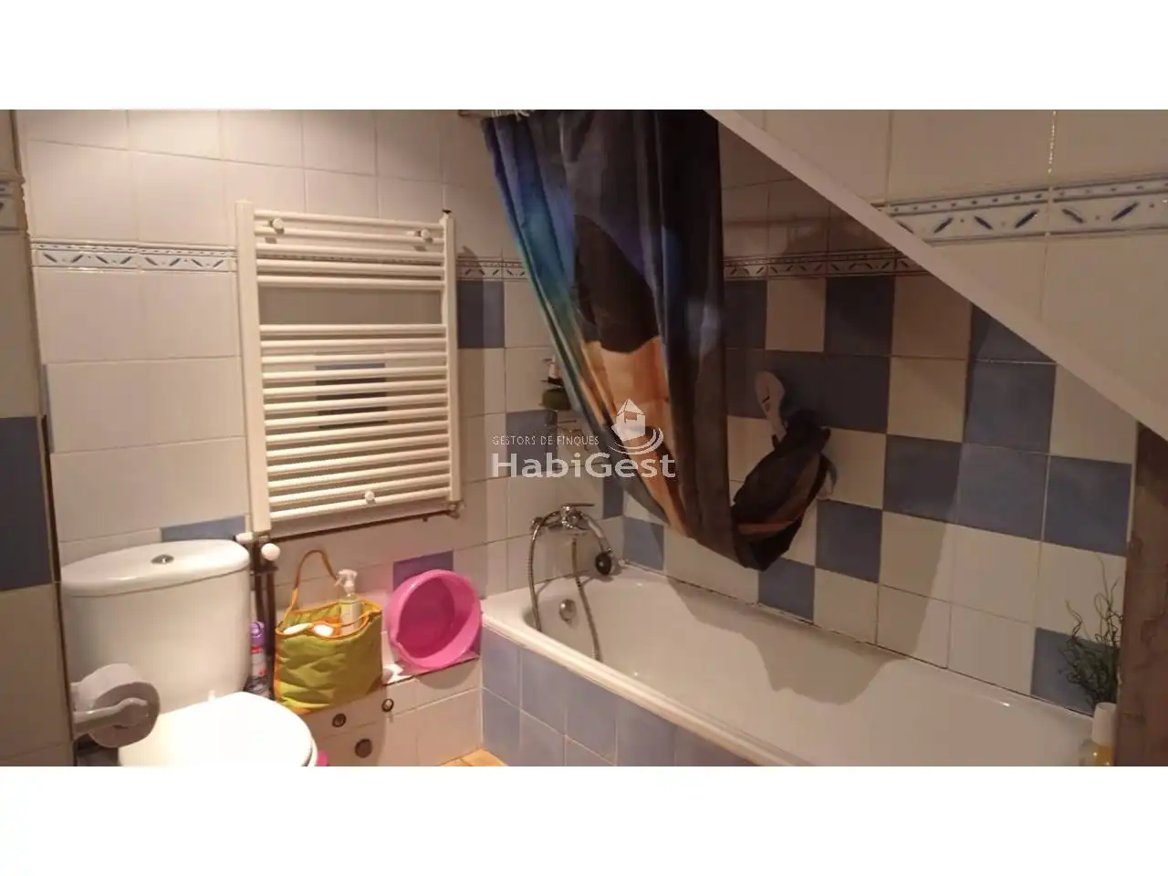 Badezimmer von Country house zum Verkauf in Anglès mit Heizung und Möbliert