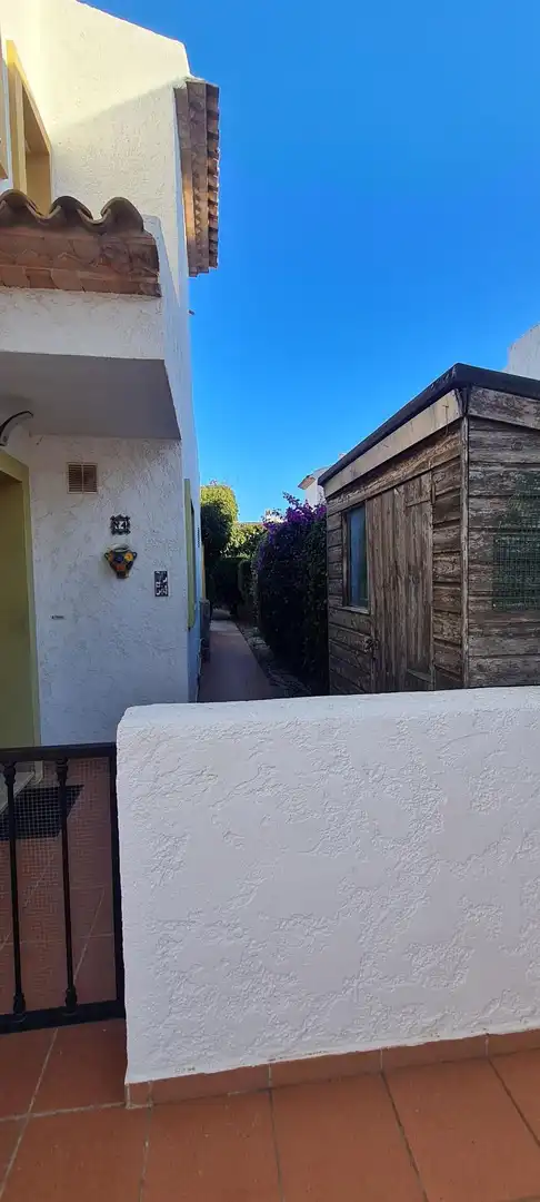 Vista exterior de Casa o xalet en venda en Calpe / Calp amb Aire condicionat, Calefacció i Jardí privat