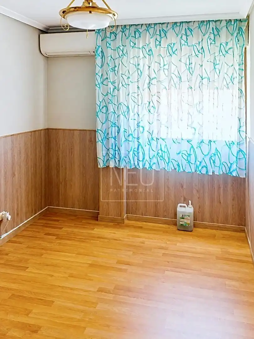 Bedroom of Flat for sale in Pinto  with Air Conditioner, Heating and Terrace