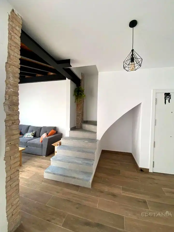 Wohnung zur Miete in Moncada mit Terrasse und Möbliert