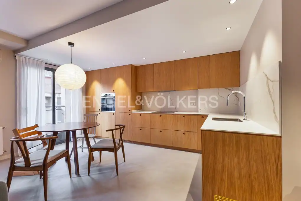 Wohnung zur Miete in En Corts - Doctor Waksman