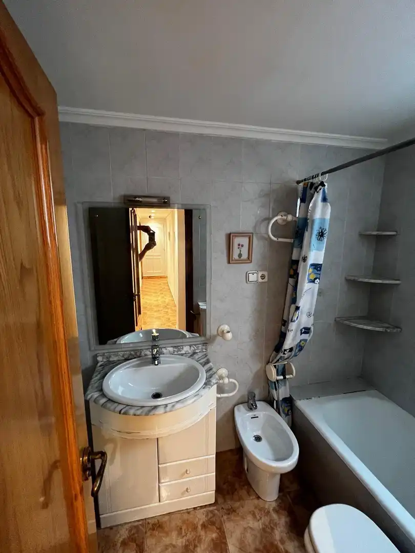 Piso en venta en Reina Victoria - Miguel Hernández