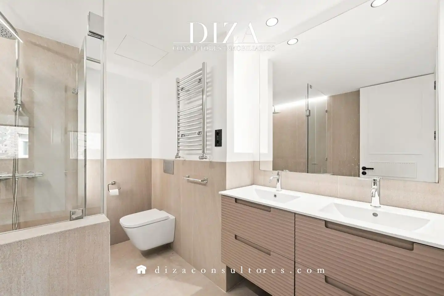 Baño de Piso de alquiler en Madrid con Aire acondicionado, Calefacción y Trastero
