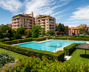 Jardí de Pis en venda en  Madrid Capital amb Aire condicionat, Terrassa i Traster