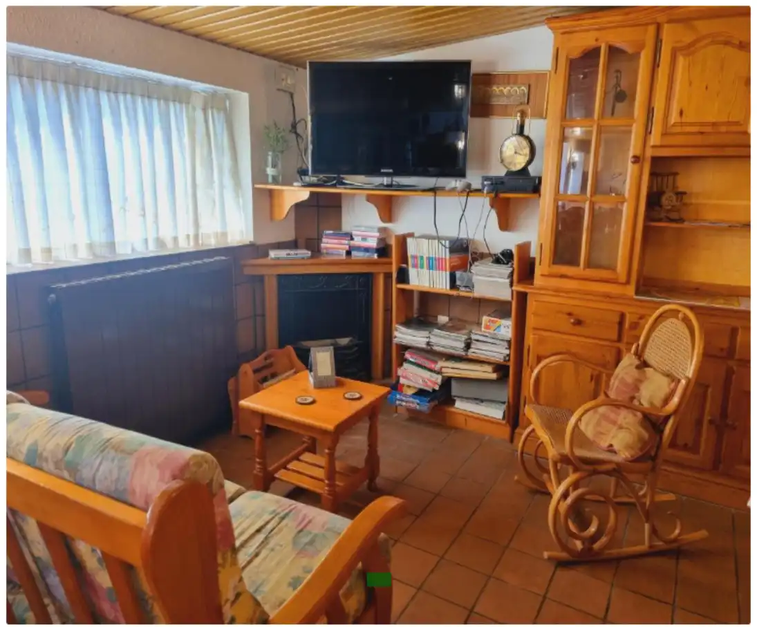 Country homes for sale in Lloc Barri de la Piscina, 6, La Llacuna