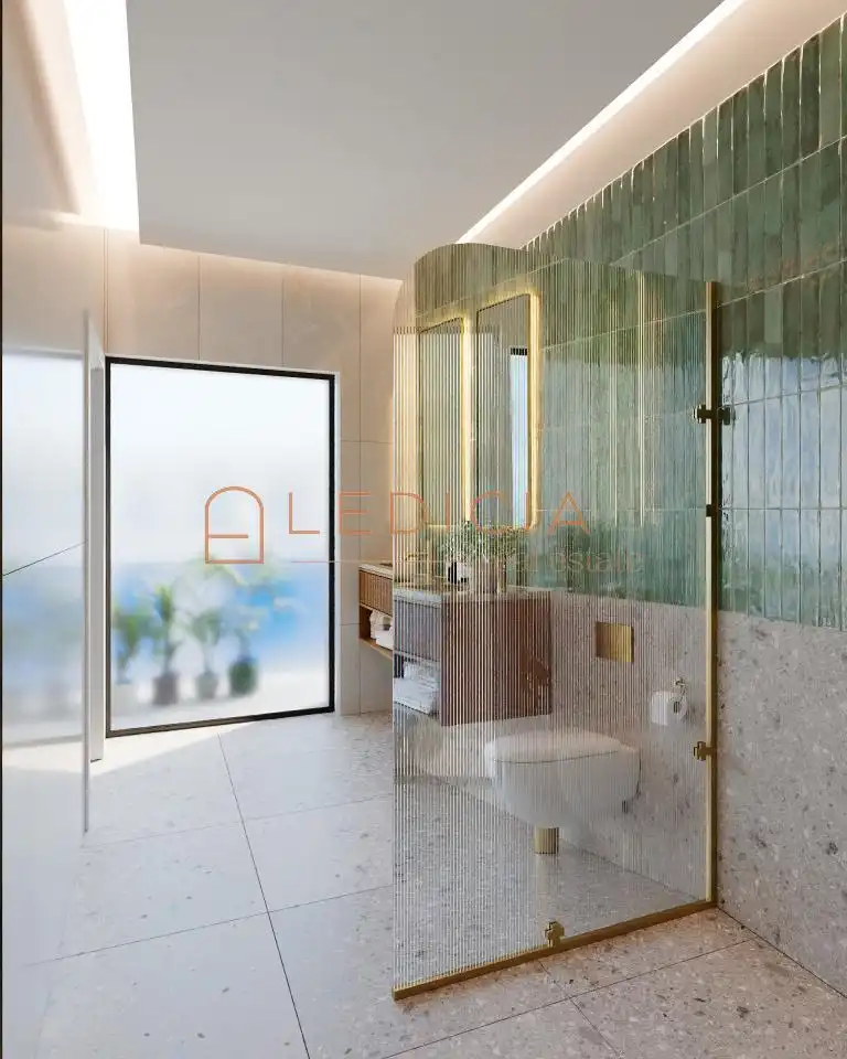 Badezimmer von Maisonette zum Verkauf in Vigo  mit Klimaanlage, Heizung und Terrasse