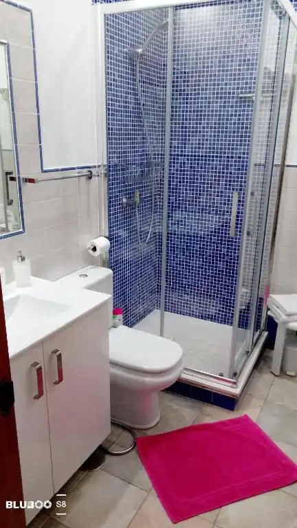 Badezimmer von Wohnungen zum Verkauf in Tarifa