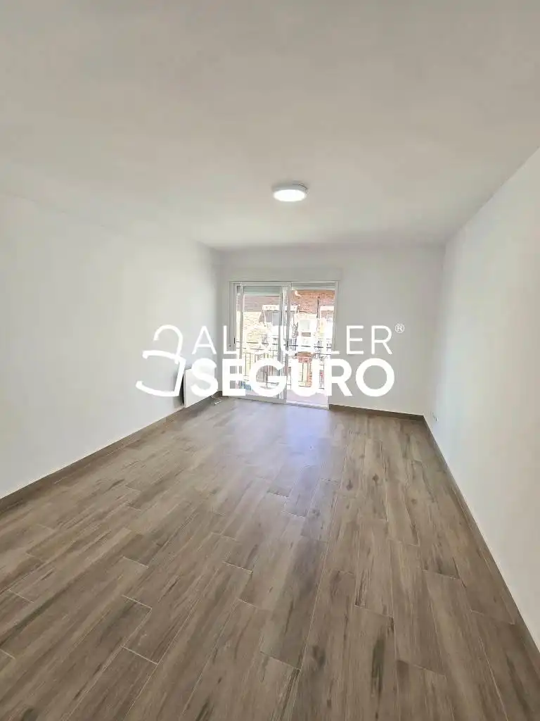 Habitación de Piso de alquiler en San Fernando de Henares con Aire acondicionado, Calefacción y Terraza