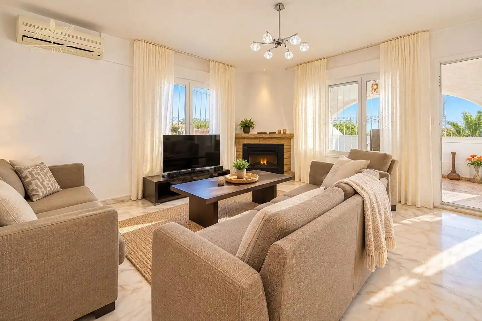 Sala d'estar de Casa o xalet en venda en L'Albir
