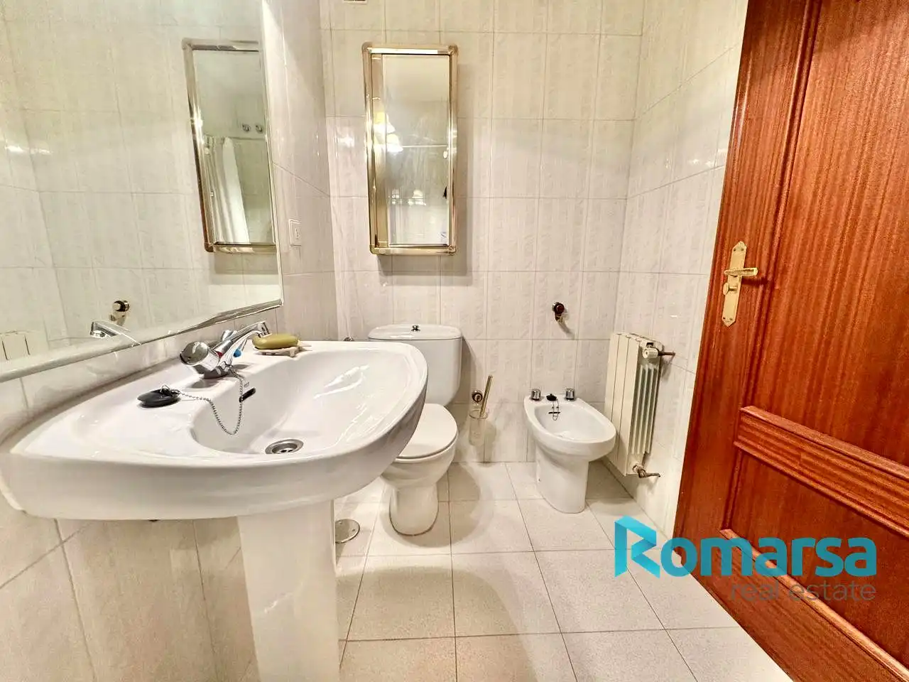 Baño de Piso en venta en Ávila con Calefacción, Parquet y Trastero