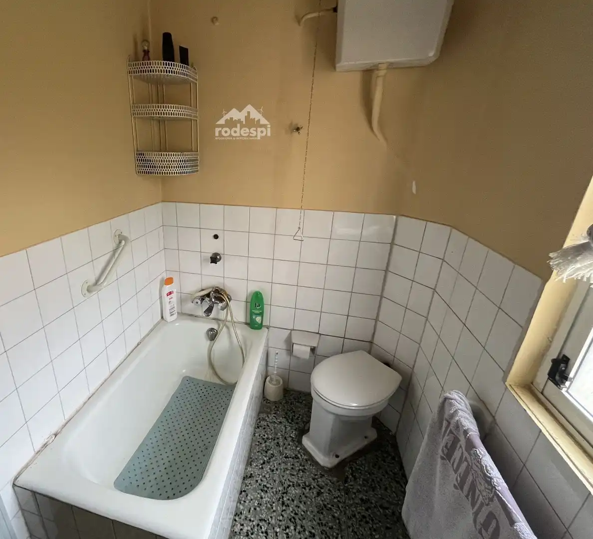 Bathroom of Houses for sale in Padrenda  with Terrace and Furnished