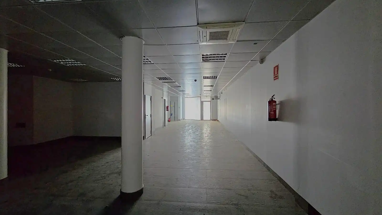 Local commercial à louer à Doctor Ferran 9, imagen 10