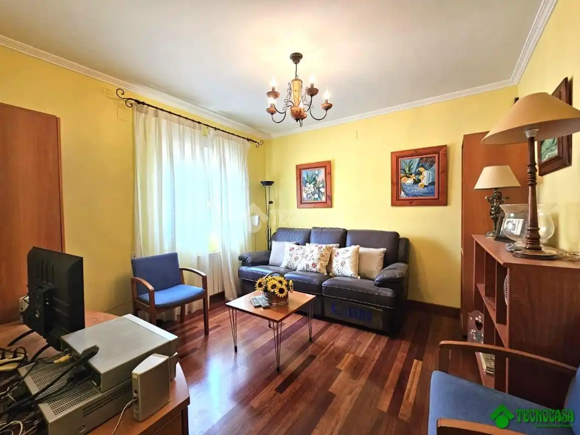 Casa adosada en venta en Pedanías - Extrarradio