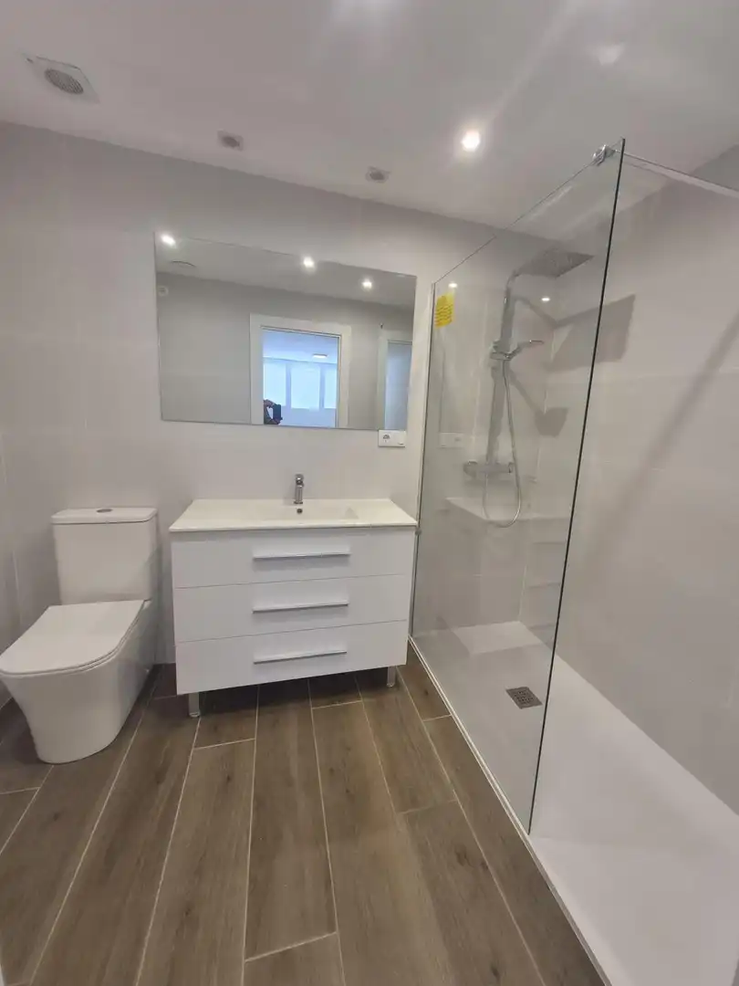 Baño de Planta baja en venta en Elche / Elx