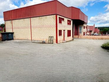 Nau industrial en venda a Chapinería