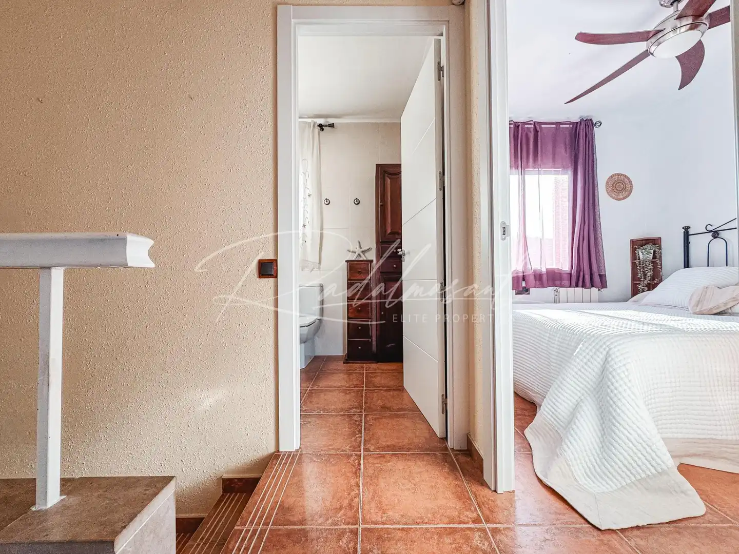 Schlafzimmer von Einfamilien-Reihenhaus zum Verkauf in Cambrils mit Klimaanlage, Heizung und Privatgarten
