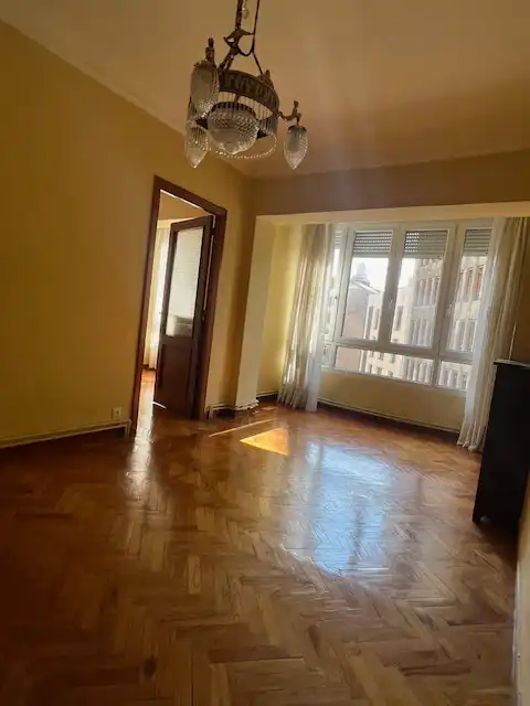 Schlafzimmer von Wohnung zum Verkauf in Santander mit Heizung, Abstellraum und Ofen