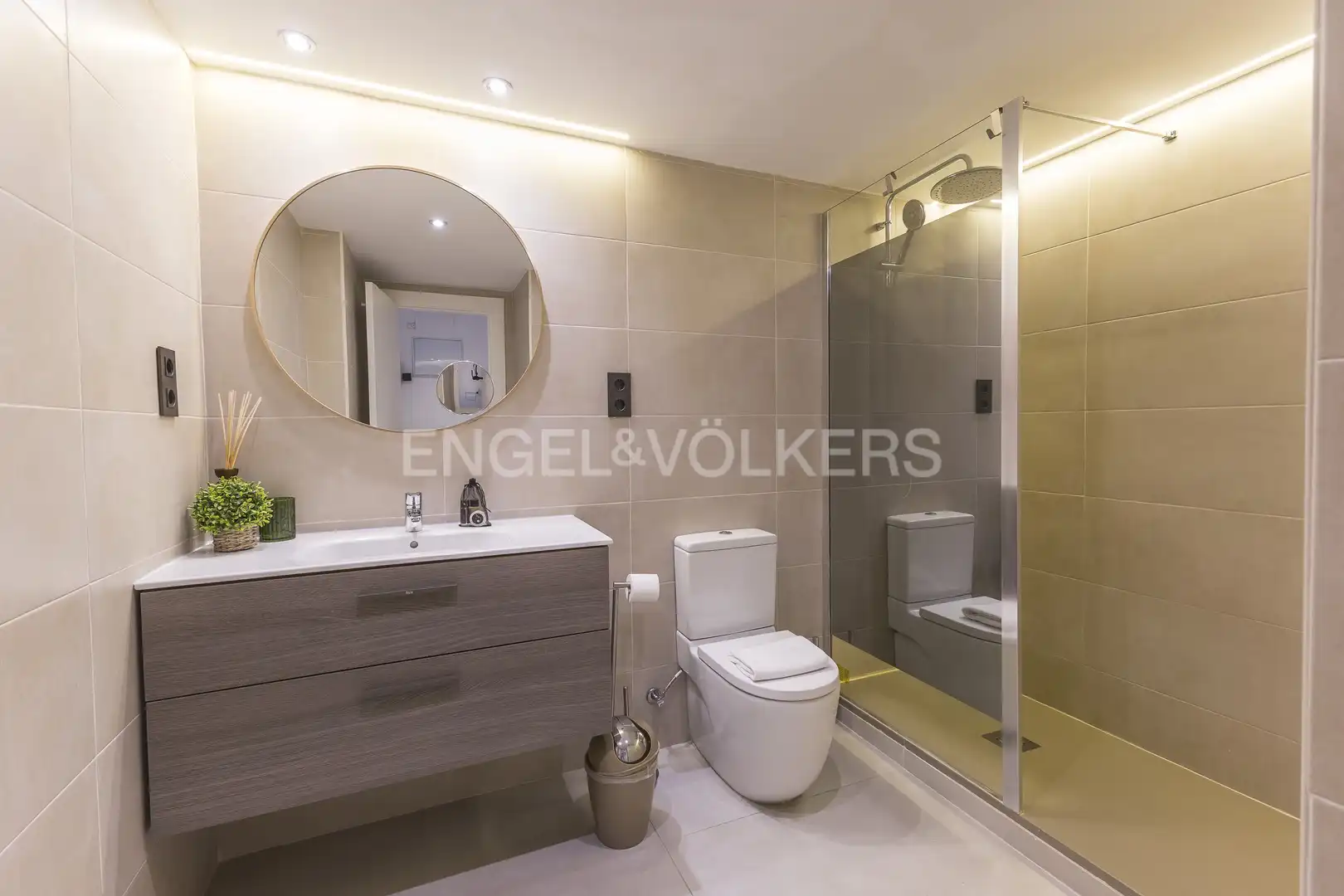 Baño de Apartamento en venta en Madrid con Aire acondicionado, Calefacción y Balcón