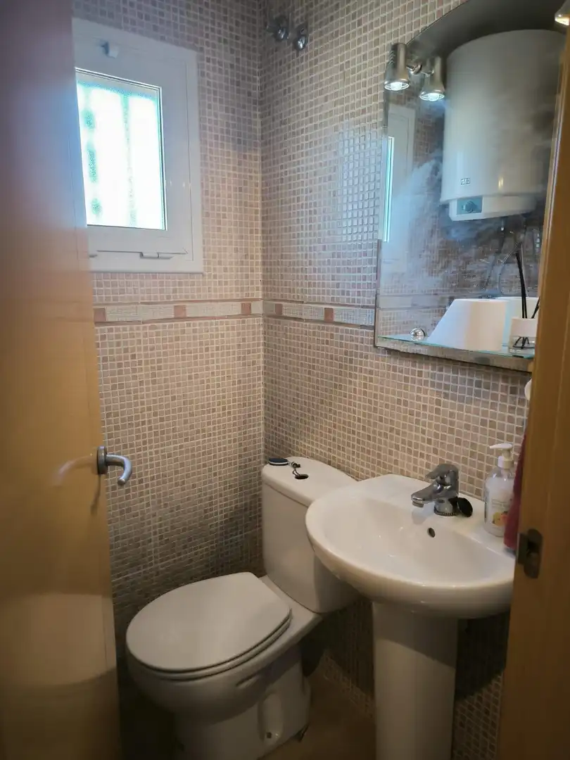 Baño de Local en venta en El Vendrell con Aire acondicionado