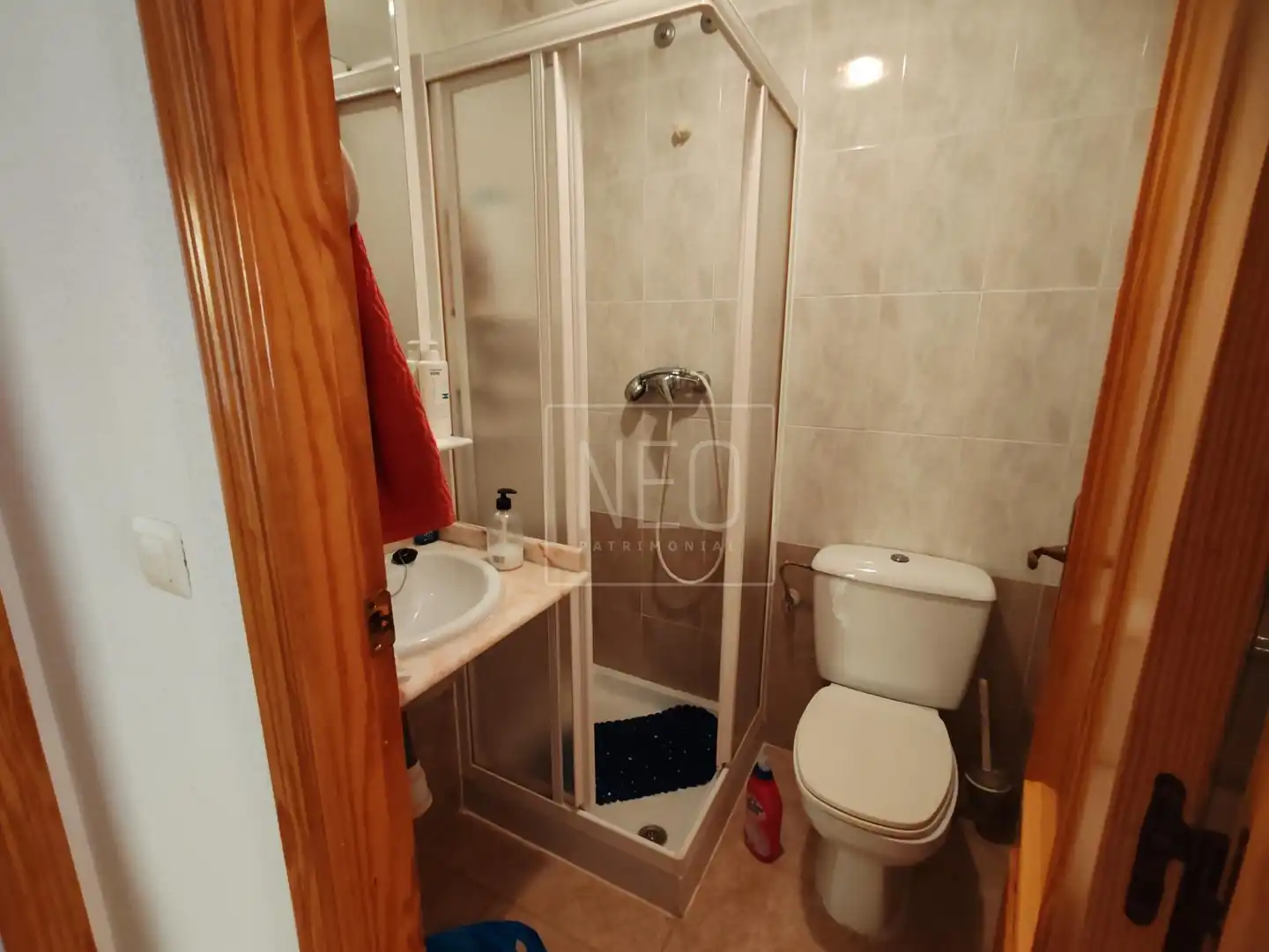 Baño de Piso en venta en Xeraco con Terraza y Piscina comunitaria