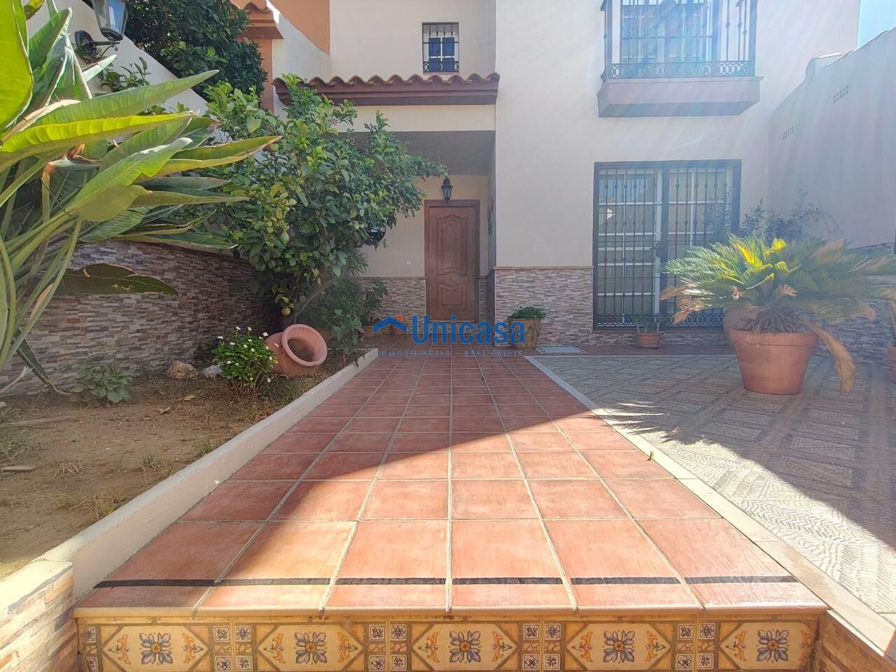 Exterior view of Single-family semi-detached for sale in Málaga Capital  with Air Conditioner, Terrace and Storage room