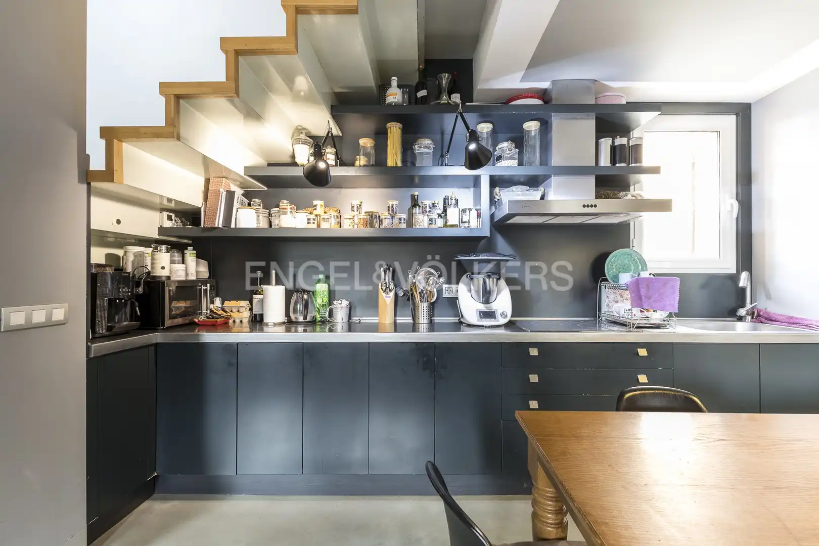 Cocina de Casa o chalet en venta en Barcelona con Aire acondicionado, Calefacción y Jardín privado