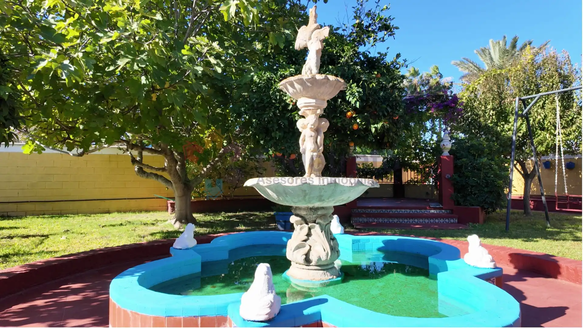 Jardí de Casa o xalet en venda en Alcalá de Guadaira amb Aire condicionat, Jardí privat i Piscina