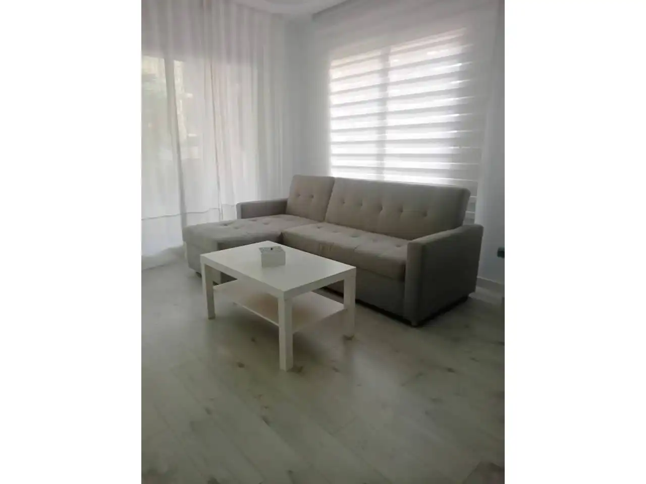 Sala de estar de Piso de alquiler en Cubelles con Aire acondicionado, Calefacción y Jardín privado